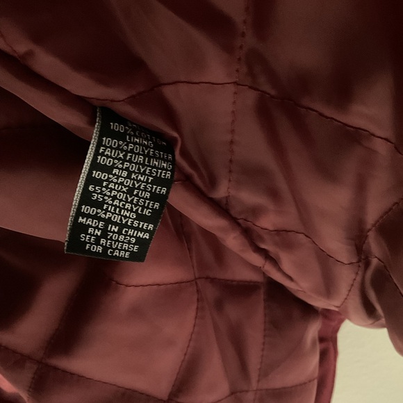 NWT rue 21 size medium mid weight jacket. Tie waist & detachable fur on hood. - Picture 11 of 12